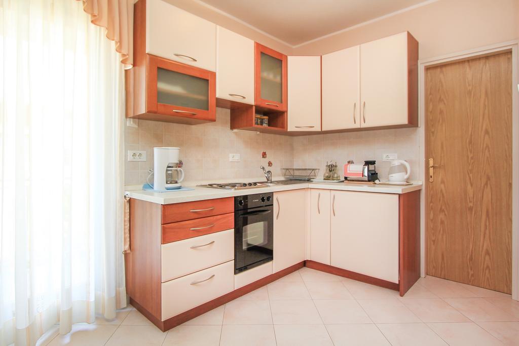 Apartments Silvia Poreč Exterior foto